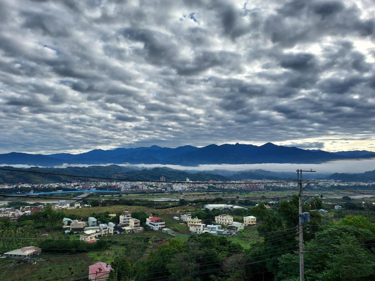 Rainbow Hill House彩虹山舍 Shigang Exterior foto